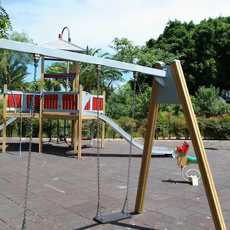 Edificio Maranuelas, Puerto La Cruz, Islas Canarias Tenerife * Puerto de la Cruz (Tenerife)