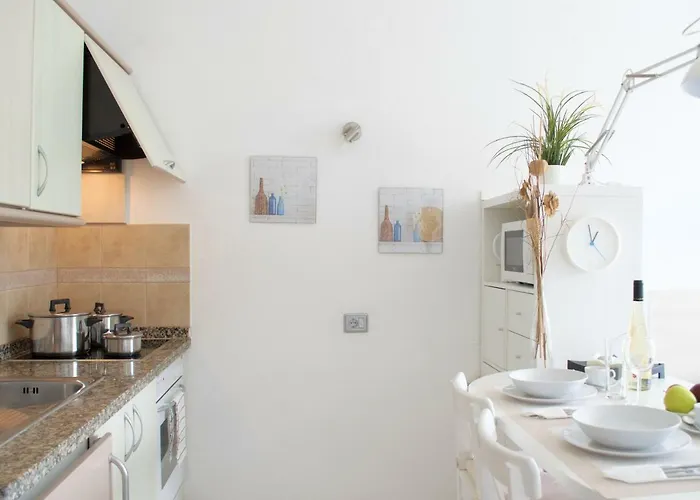 Edificio Maranuelas, Puerto La Cruz, Islas Canarias Tenerife 拉克鲁斯