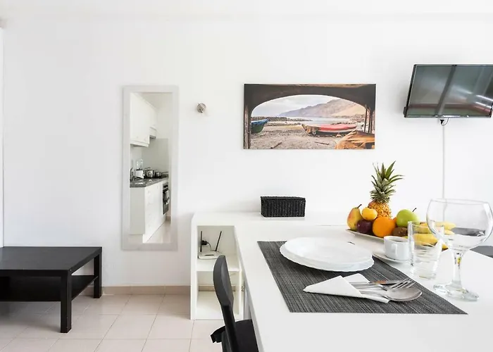 Edificio Maranuelas, Puerto La Cruz, Islas Canarias Tenerife * 푸에르토 드 라 크루즈